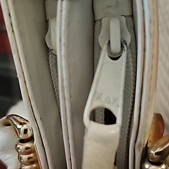 White R Purse - Chain Mail - Picture 4 of 16